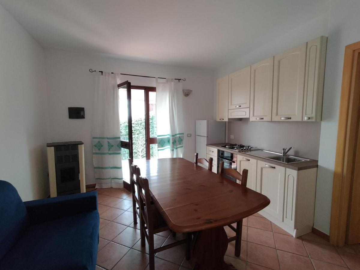 Pittulongu, Trilocale Vista Mare Villa Olbia Kültér fotó