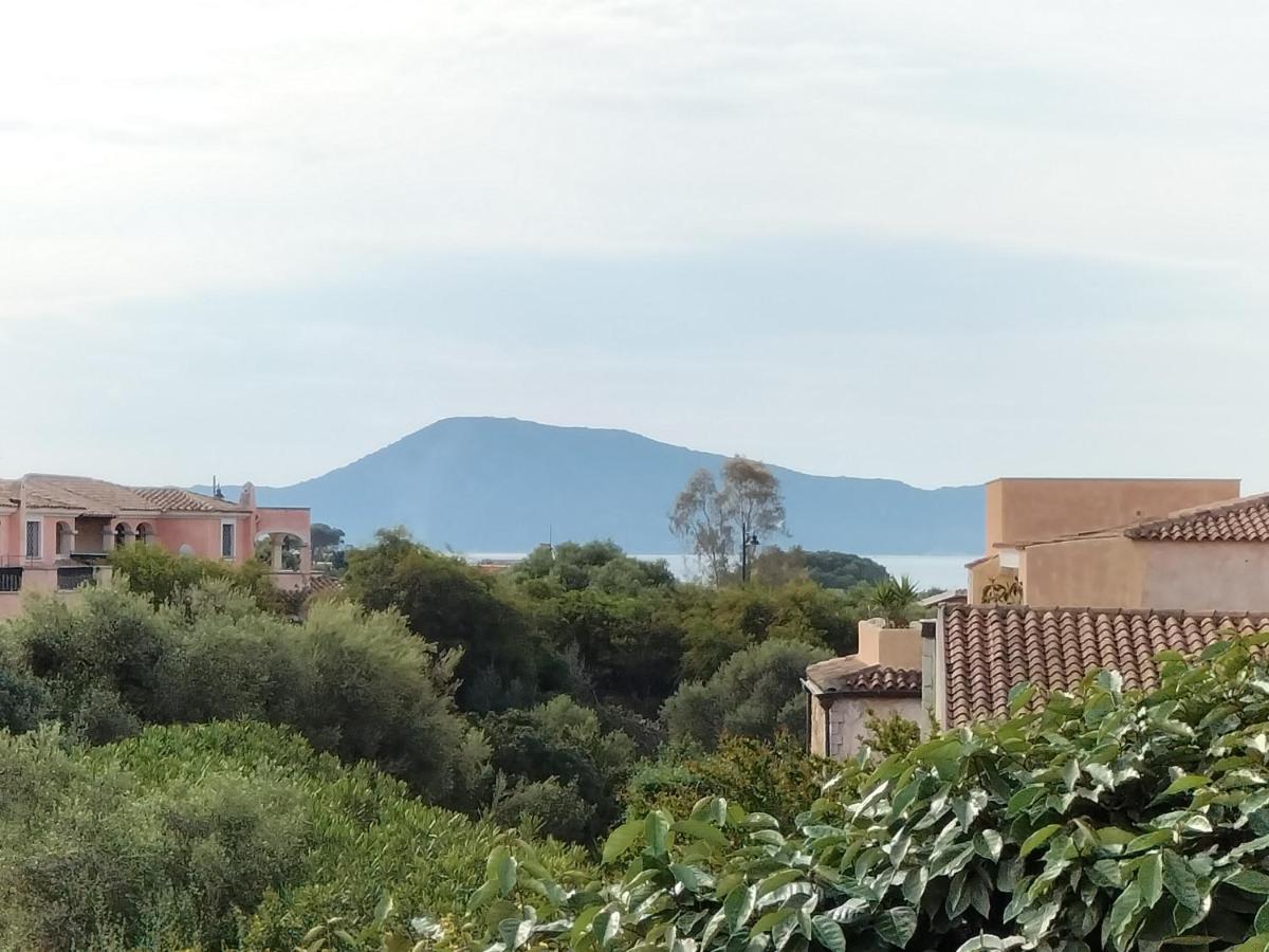 Pittulongu, Trilocale Vista Mare Villa Olbia Kültér fotó