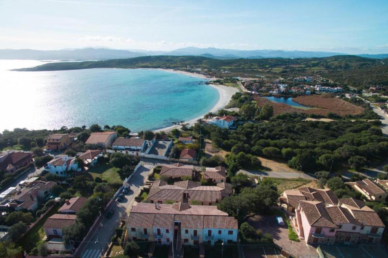 Pittulongu, Trilocale Vista Mare Villa Olbia Kültér fotó